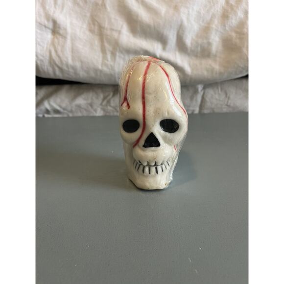 Vintage Bleeding Skull Candle Halloween Robert Alan Candle Co - Picture 1 of 6
